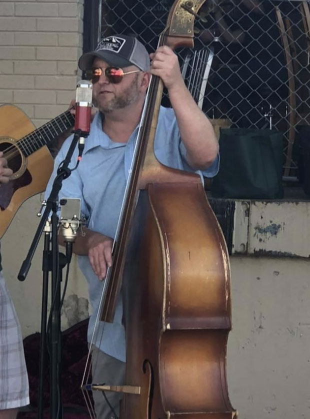 Davey Pucul - double bass